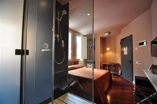 غرفة كلاسيكية بسرير مزدوج، Ferrara Hotel 1/1