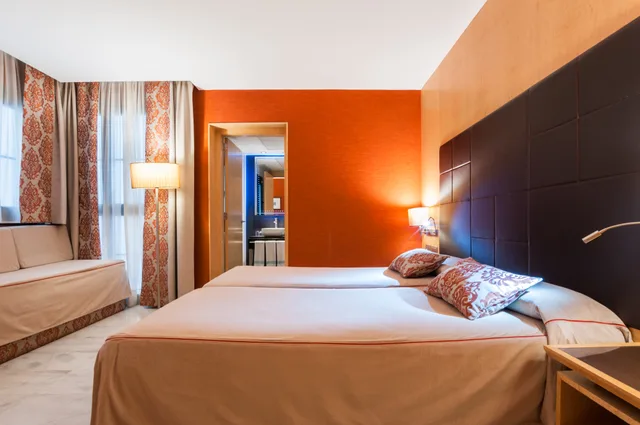Room, Double or Twin Bed, with Extra Bed, Medinaceli Hotel 2/10