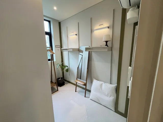 East, Suite, 2 Queen Beds, Terrace، Upflo Hostel 5/5