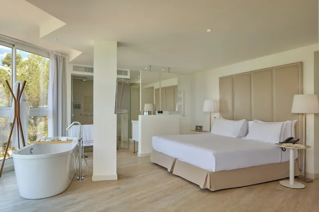 The Level, Family Suite, Queen Bed، Melia Cala Galdana 8/9