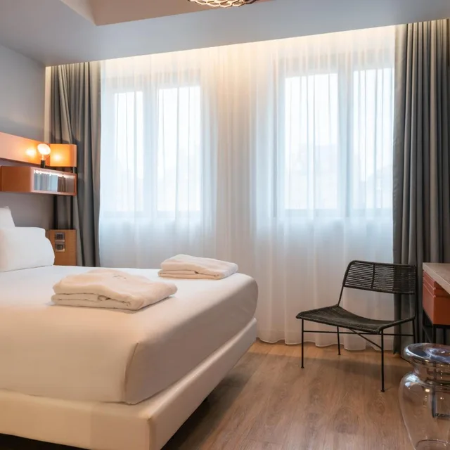 غرفة كلاسيكية بسرير مزدوج، Golden Tulip Saint Malo 2/7