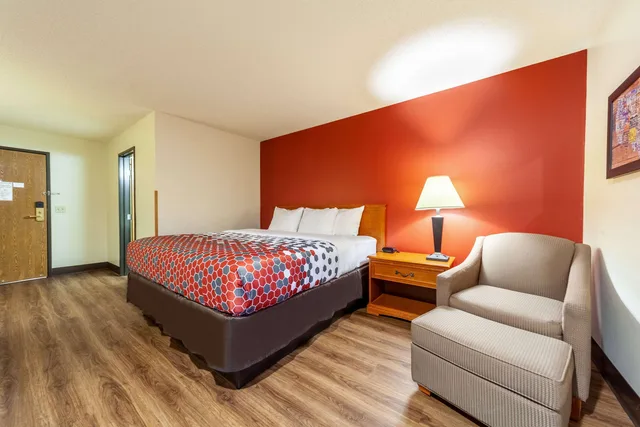 Upgrade, King Bed، Econo Lodge Sioux Center 1/3