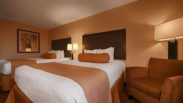غرفة قياسية بسريرين كوين، Lloyd Hotel Astoria Bayfront, Ascend Hotel Collection, OR 2/6