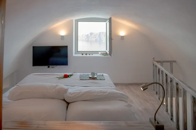 Premium, Suite, Caldera View, Outdoor Jetted Tub، La Perla Villas And Suites Adults Only 1/3