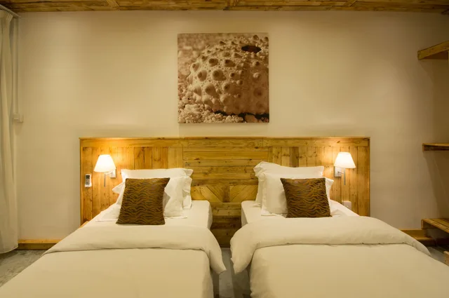 غرفة قياسية بسرير كينج بإطلالة على المسبح بغرفة نوم واحدة بحمام خاص، Villa Alizée 4/10