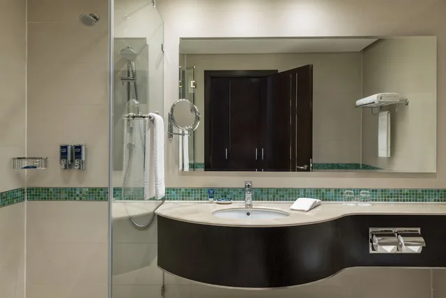 غرفة ديلوكس بسرير كوين، Four Points By Sheraton Kuwait 5/5