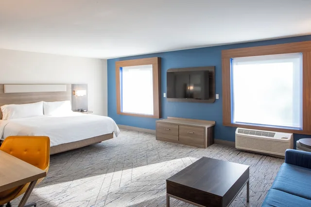 جناح بسرير كينج بحوض استحمام لذوي الإعاقة، Holiday Inn Express Hotel Suites Sioux City Southern Hills 1/4