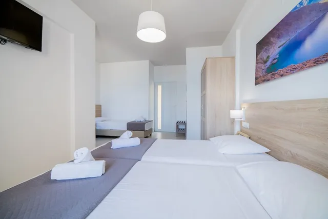 غرفة سوبيريور بسرير كوين بإطلالة على البحر، Horizon Beach Hotel Stalis 2/6