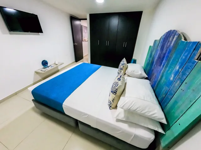 1 Bedroom, Mini, Suite, Double Bed, Sofa, White Coral Apartasuites 2/3