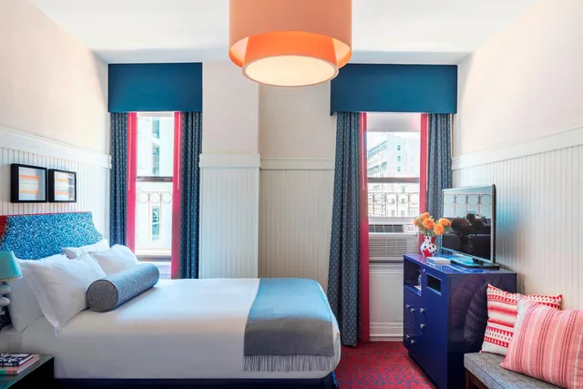 غرفة قياسية بسرير كينج، Hotel Triton 1/1