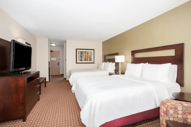 غرفة قياسية بسريرين كوين، Holiday Inn Express Hotel And Suites Gillette 1/4