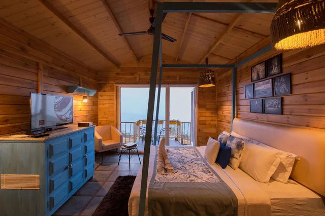 Hut, Log, Double Bed, Plunge Pool، Polo Resort Cherrapunjee 1/1