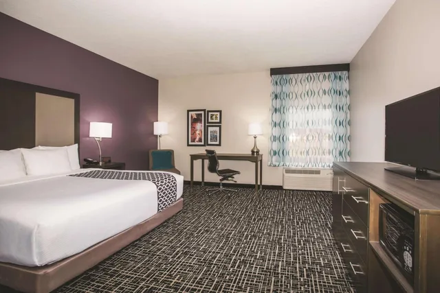 غرفة بسرير كينج لذوي الإعاقة، La Quinta Inn & Suites By Wyndham La Verkin-Gateway To Zion 2/6