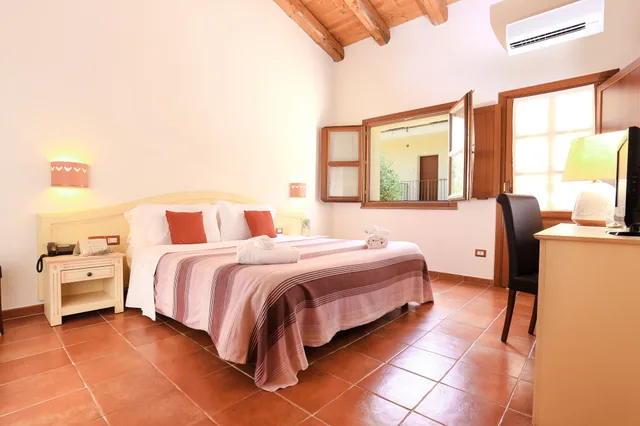غرفة كلاسيكية بسريرين منفصلين، Alghero Resort Country Hotel 3/6
