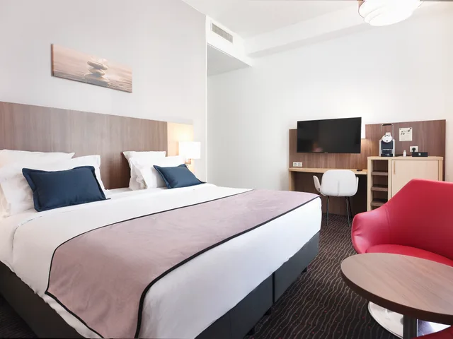 غرفة قياسية بسرير مزدوج، Quality Hotel Bordeaux Centre 2/3