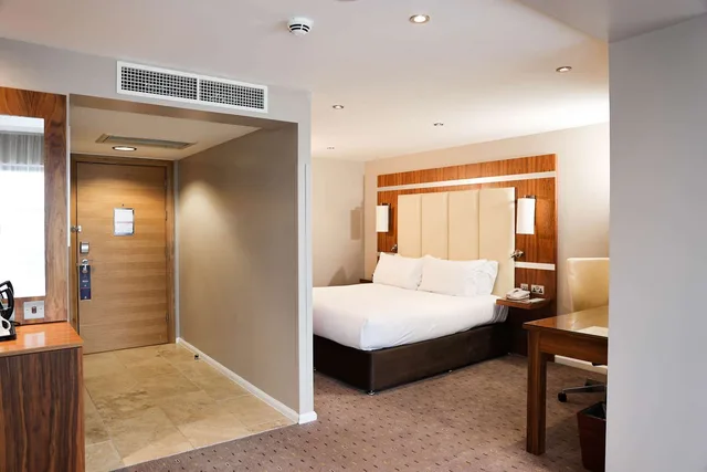 جناح بسرير كينج، Doubletree By Hilton Milton Keynes 1/3