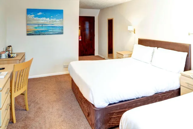 Family, Multiple Beds، Best Western Weymouth Hotel Rembrandt 3/9