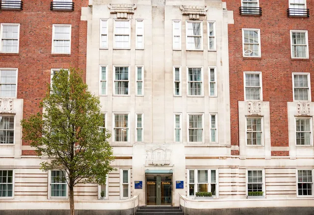 غرفة ديلوكس عائلية رباعية، Thistle London Park Lane 1/2
