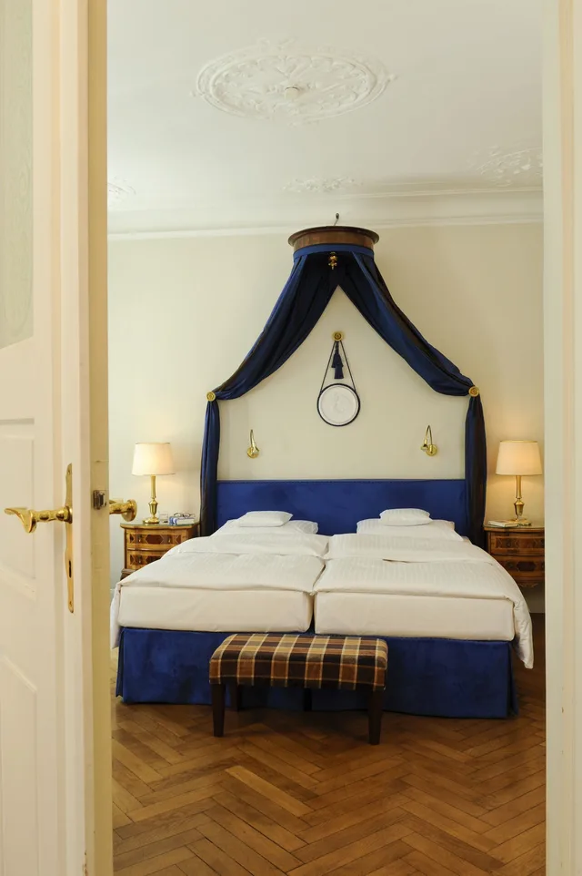 جناح بسرير كينج، Hotel Splendid-Dollmann 2/3
