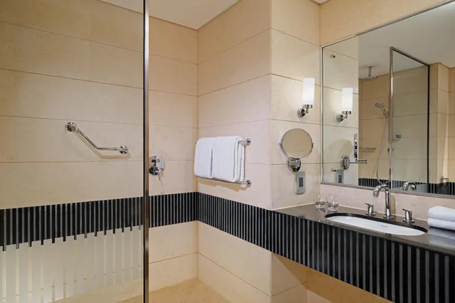 غرفة كلوب بسرير مزدوج، Le Meridien Cairo Airport 4/4