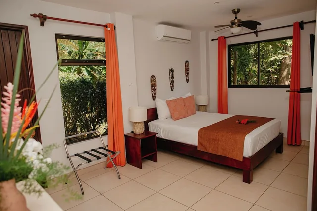 شقة بانورامية بسرير كينج وسريرين كوين وسرير فردي، Hotel Vista Las Islas Spa & Eco Reserva 1/3