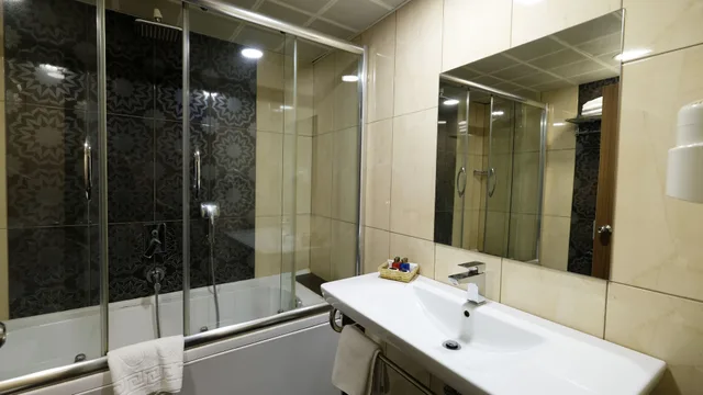 غرفة قياسية بسريرين منفصلين، Esila Hotel 7/7