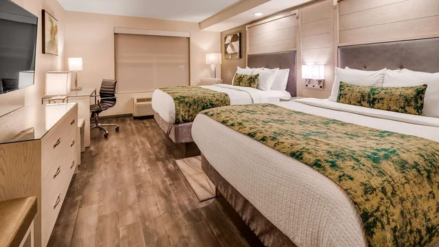 غرفة بسريرين كوين بحوض استحمام لذوي الإعاقة، Best Western Premier I-95 Savannah Airport/ Pooler West 3/3