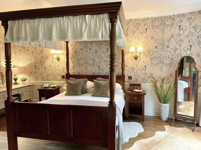 غرفة ديلوكس بسرير مزدوج، Burleigh Court Cotswolds 4/10