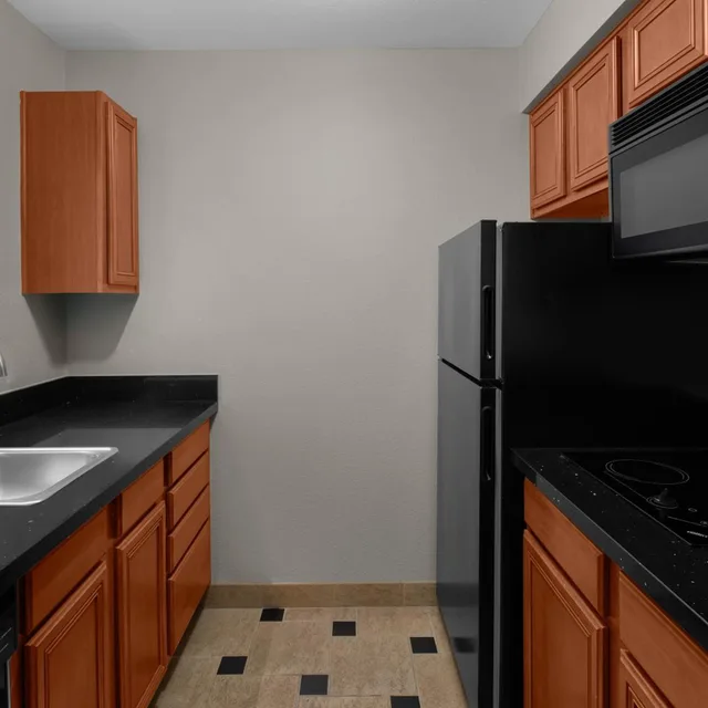 Boardroom, Suite، Larkspur Landing Campbell - An All-Suite Hotel 6/6