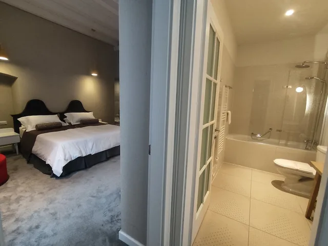 غرفة سوبيريور بسريرين منفصلين، Xii Century Heritage Hotel 5/7