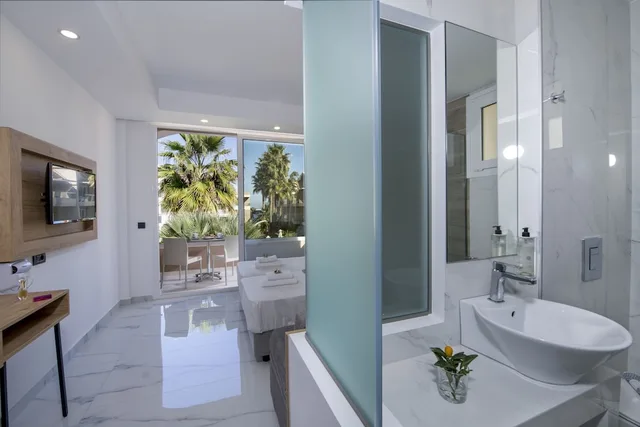 Superior, Twin Beds, Pool View, Sofa, Marika Hotel Chania 6/6