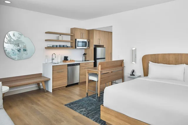 استوديو بسرير كينج مع أريكة، Element by Marriott Wilmington 1/3