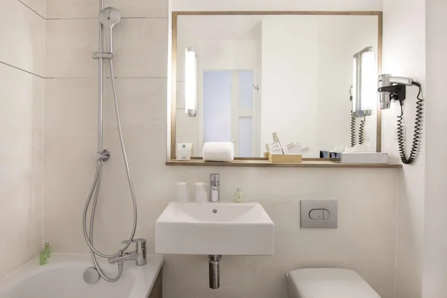 غرفة كومفورت بسرير كوين، Best Western Hotel Le Bordeaux Sud 3/3