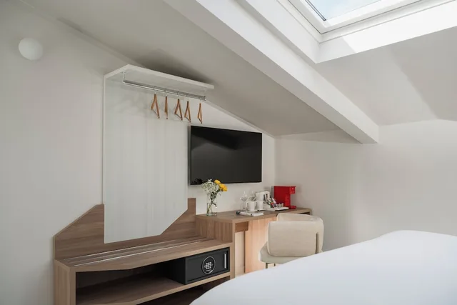 Room, Double Bed, Attic، Palazzo Tasso 9/10