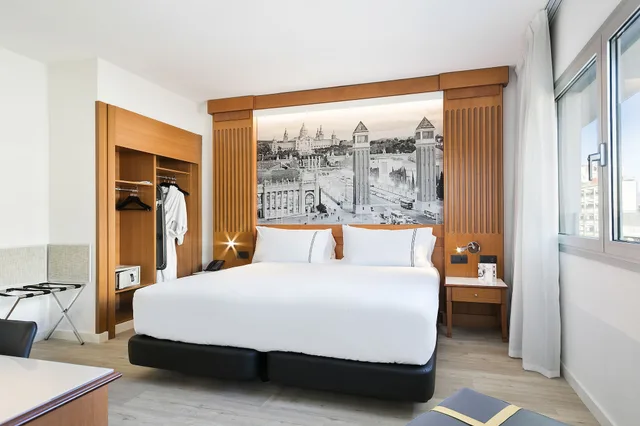 لوفت، Innside by Melia Barcelona Apolo 5/10