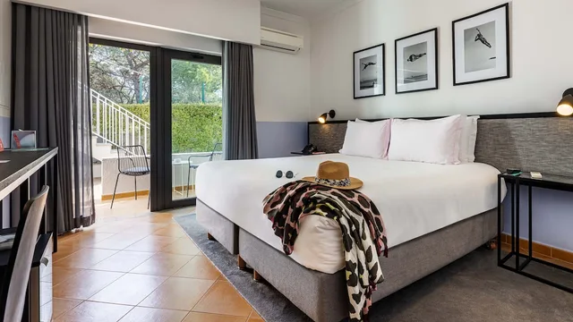 Plus, Superior, Twin Beds، The Magnolia Hotel 1/6