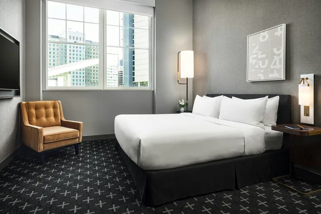 جناح جونيور بسرير كينج لذوي الإعاقة، The Slate Hotel Denver Downtown Tapestry By Hilton 5/10