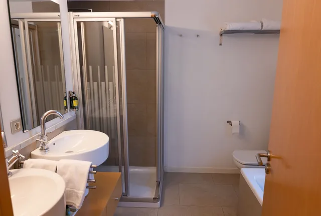 غرفة سوبيريور بسرير مزدوج بشرفة، NM Suites 3/3