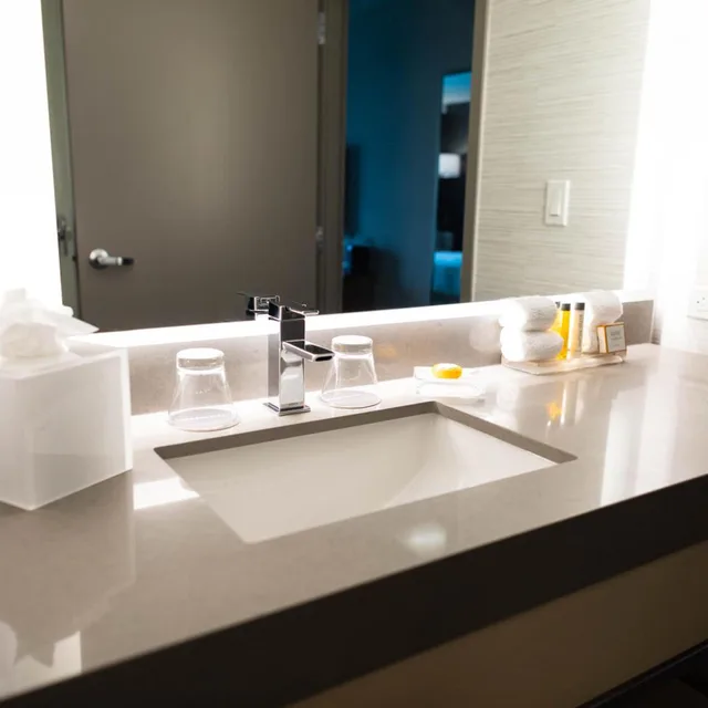 غرفة بسريرين كوين، Legacy Hotel At Img Academy 4/4