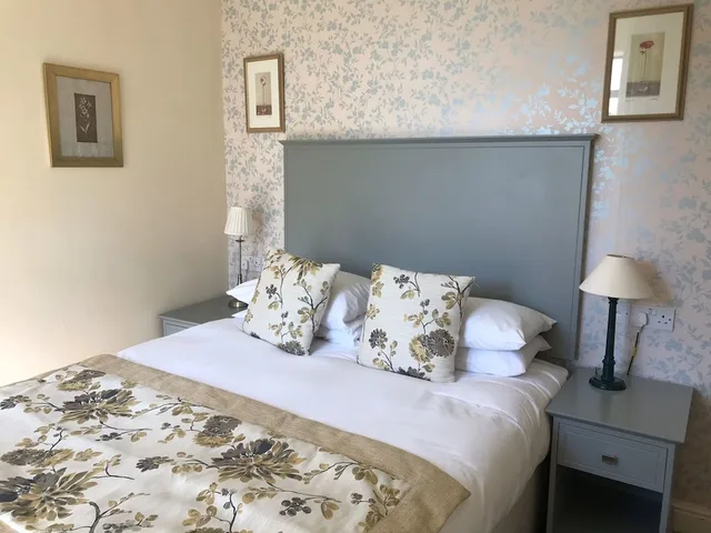 Standard, Double Bed, Stanton Manor Hotel 2/5