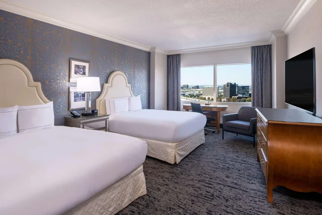 غرفة ديلوكس بسرير مزدوج، Hilton Dallas Lincoln Centre by the Galleria 1/3