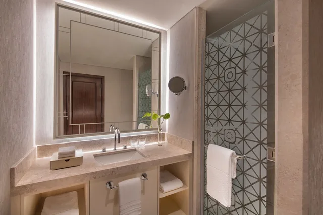 1 Bedroom, Suite, Pool Side, Patio، The St. Regis Marsa Arabia Island, The Pearl Qatar 10/10