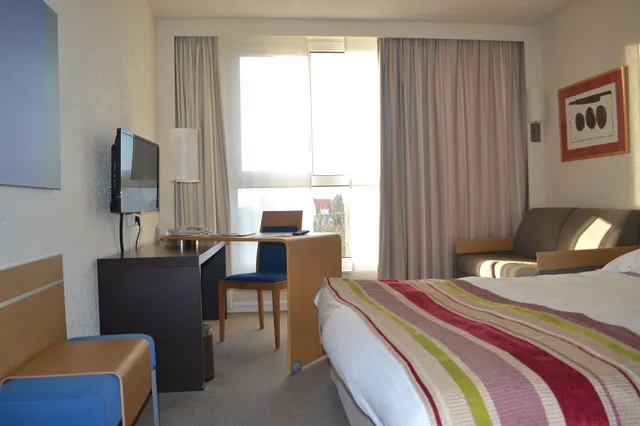 غرفة متصلة بسريرين مزدوجين، ibis Styles Lille Neuville en Ferrain 1/7