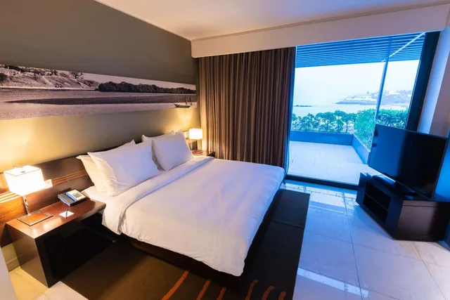 جناح بإطلالة على البحر بشرفة، Noom Hotel Dakar Sea Plaza, a member of Radisson Individuals 1/8