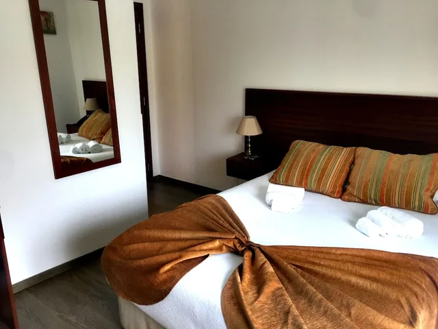 غرفة مفردة بسرير مزدوج، HOTEL LOURO 7/10