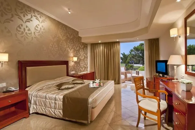 جناح رئاسي، Kipriotis Village Resort 1/2
