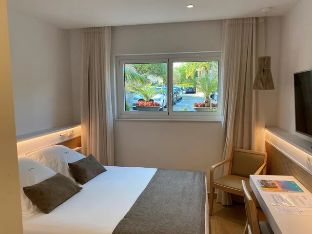 Room, Double Bed, Garden View, Main Floor، Costa Brava 4/7
