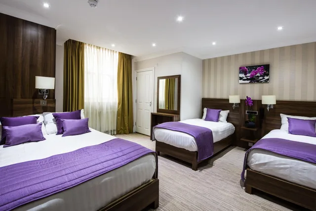 غرفة رباعية، London House Hotel 4/9