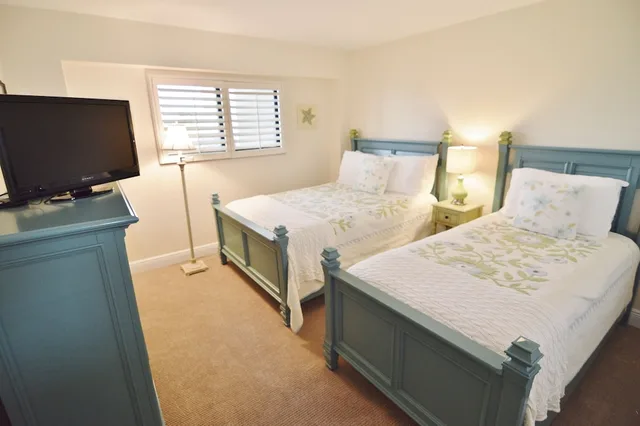 2 Bedrooms, Condo, Luxury, King and Queen Bed, Water Front, 2 Bathrooms، Resort Harbour Properties 1/5