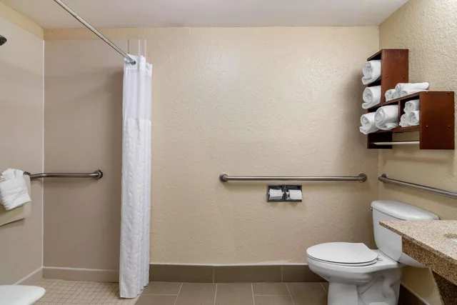 غرفة بسرير مزدوج، Comfort Suites Woodstock - Atlanta North 4/4